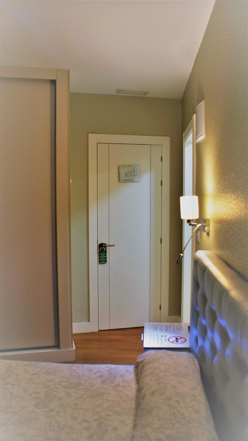אוביידו Hotel Rosal מראה חיצוני תמונה